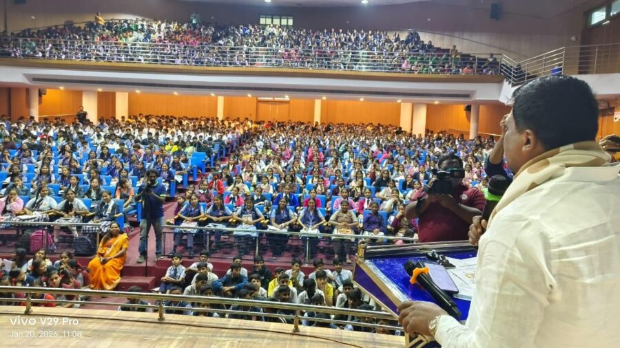 ಭಯಬಿಟ್ಟು ಪರೀಕ್ಷೆ ಎದುರಿಸಿ, ಉತ್ತೀರ್ಣರಾಗಲು ಆತ್ಮವಿಶ್ವಾಸವಿರಲಿ – ರವಿಕುಮಾರ್